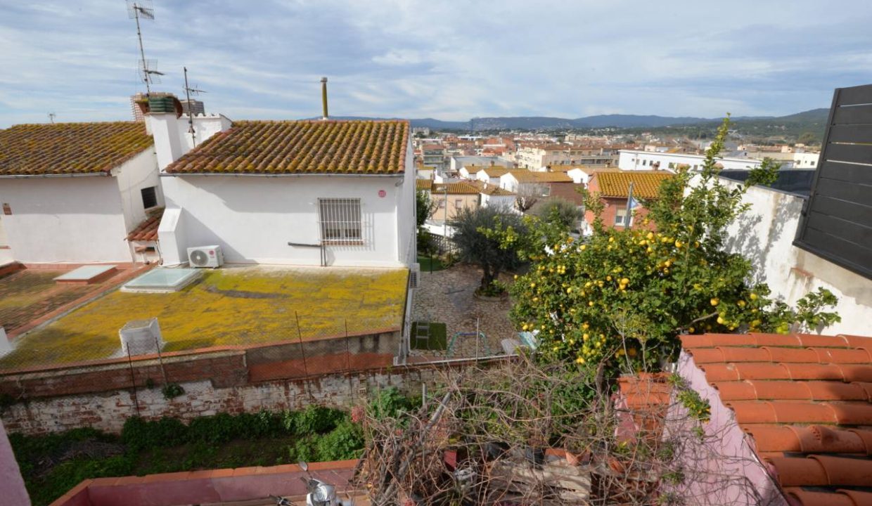 528662_61677460600_c68ec10b-2d11-47a6-9132-c919e680af81